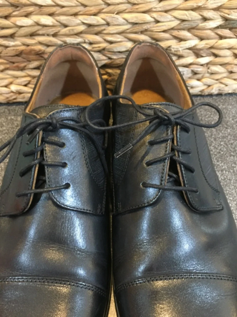 Florsheim Black Leather Cap-Toe Derby Shoes
